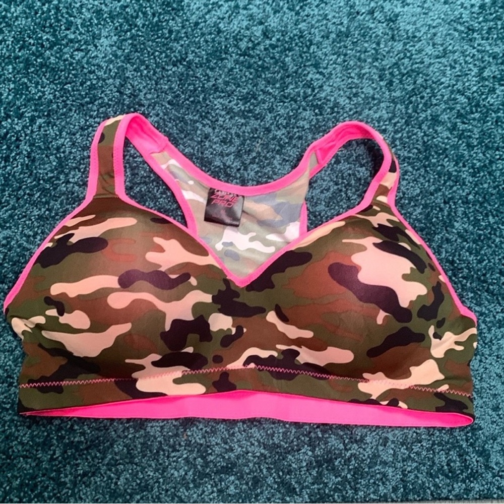 Adorable sports bra size xl